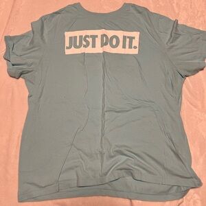 Nike men’s size 2xl tee